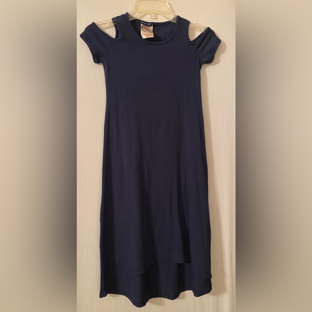 Girls Jenna & Jessie cold shoulder high low navy blue dress. Size 8